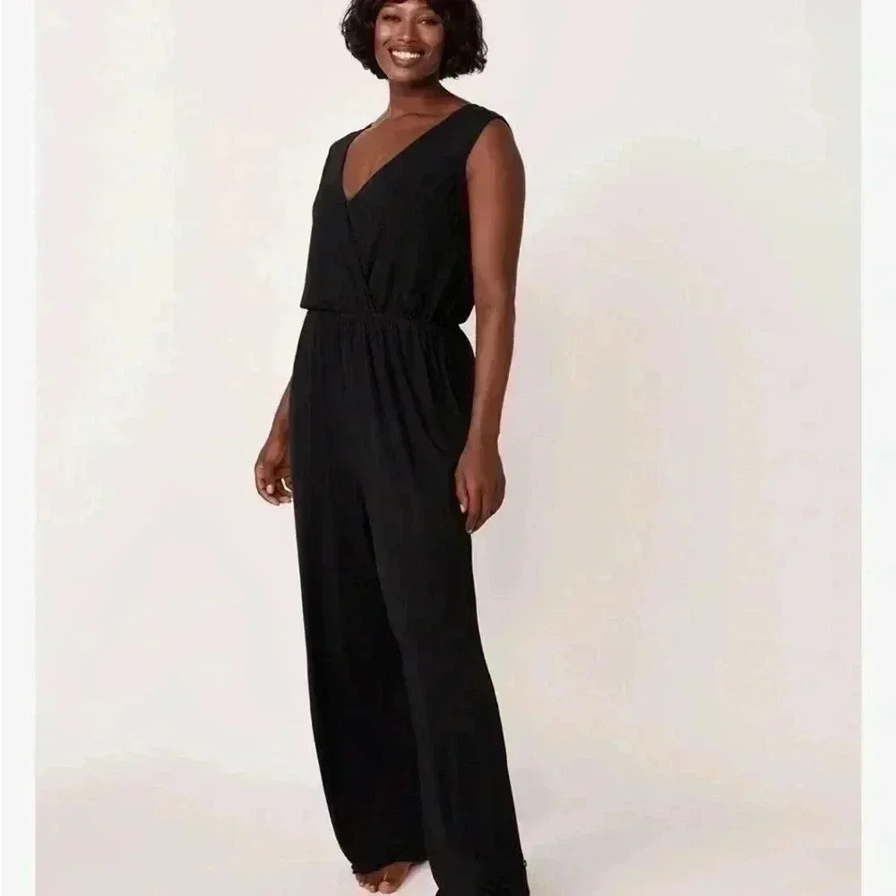 BNWT La Vie en Rose aqua crossover jumpsuit size L in Black - Picture 2 of 7
